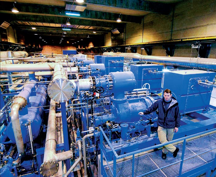 Cryogenic plant LHC